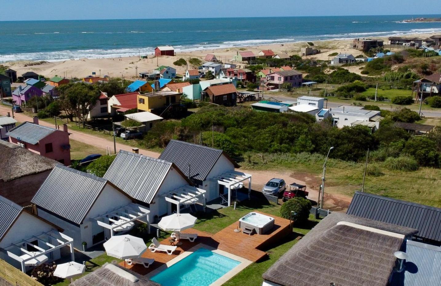 Kanaloah Lodge & Cabins Punta Del Diablo Exterior photo